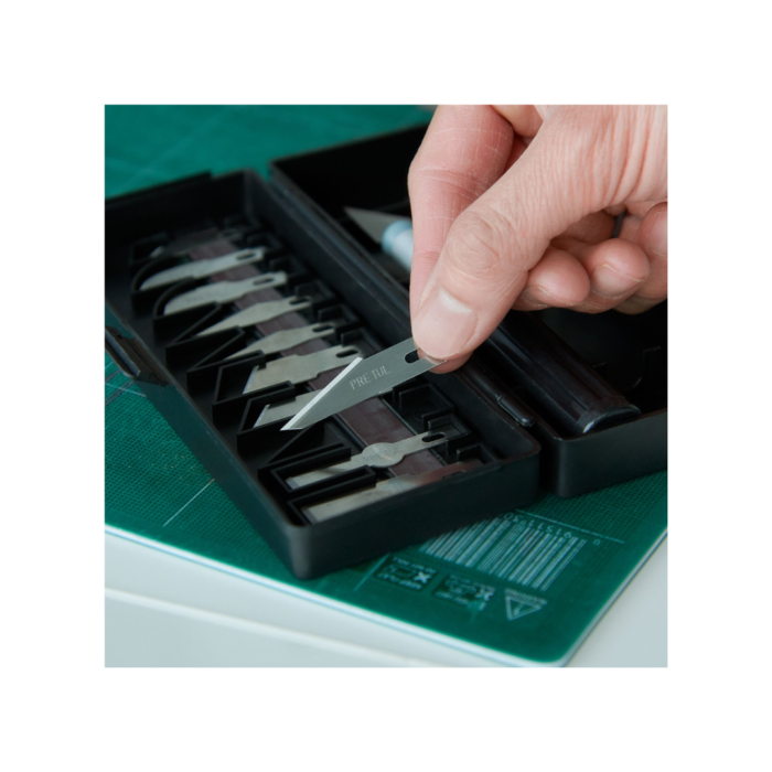 Juego de exactos con 13 piezas en estuche, Pretul